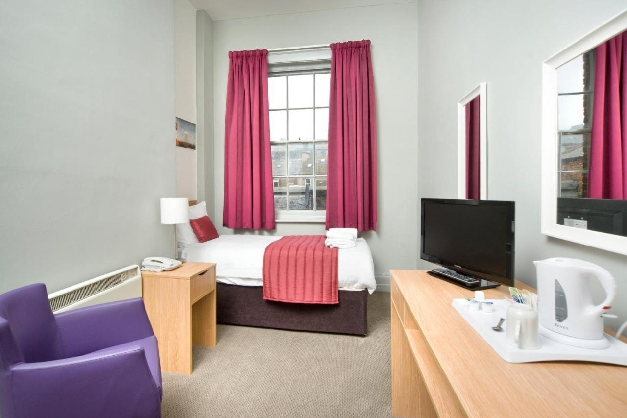 The Tarbet Hotel Luaran gambar